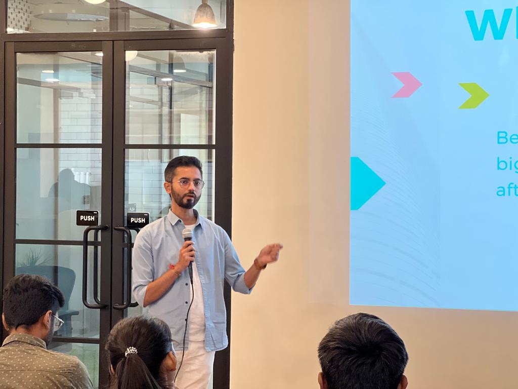 karan_pujara's tweet photo. It was great speaking about @FilFoundation @Filecoin @IPFS and @chainlink Startup program with Web3 builders and learners this weekend. 

Thank you @Chainlink_IN for the opportunity. Lets grow together 😇🚀
@jaydippatel83 @sagarbjethi https://t.co/F2rFnNj17e