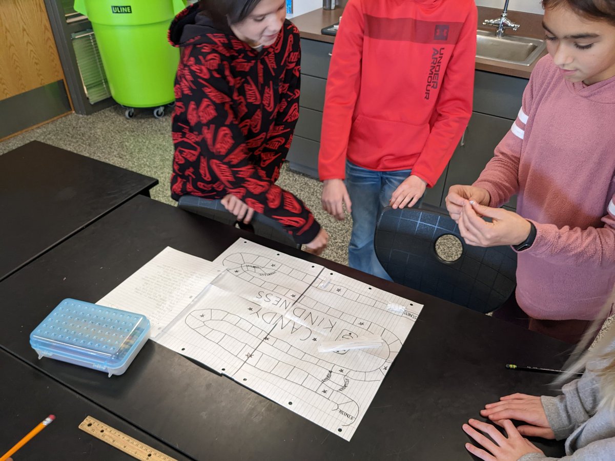 laurie_heisel's tweet photo. Pathways are playtesting their Character Traits board games, getting great peer feedback before making their final game!
@TheCreekMCMS https://t.co/S0P2XuguUq