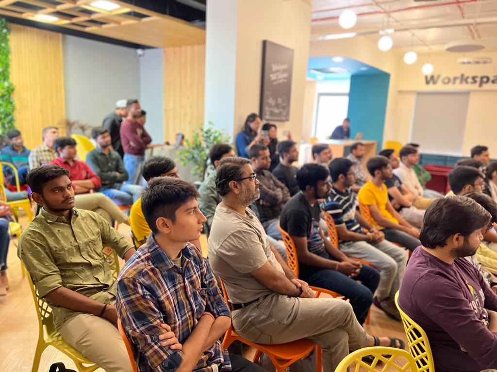 karan_pujara's tweet photo. It was great speaking about @FilFoundation @Filecoin @IPFS and @chainlink Startup program with Web3 builders and learners this weekend. 

Thank you @Chainlink_IN for the opportunity. Lets grow together 😇🚀
@jaydippatel83 @sagarbjethi https://t.co/F2rFnNj17e