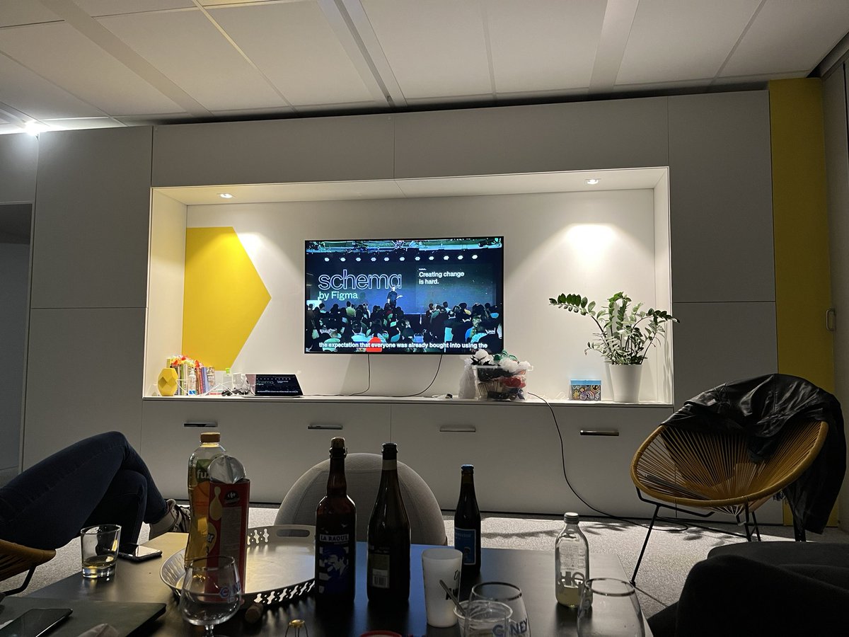 Les Designers de <a href="/tymate/">Tymate</a> sont devant la #schema2022 by <a href="/figma/">Figma</a> conf. 🍿🍺 #figma #design #designsystem