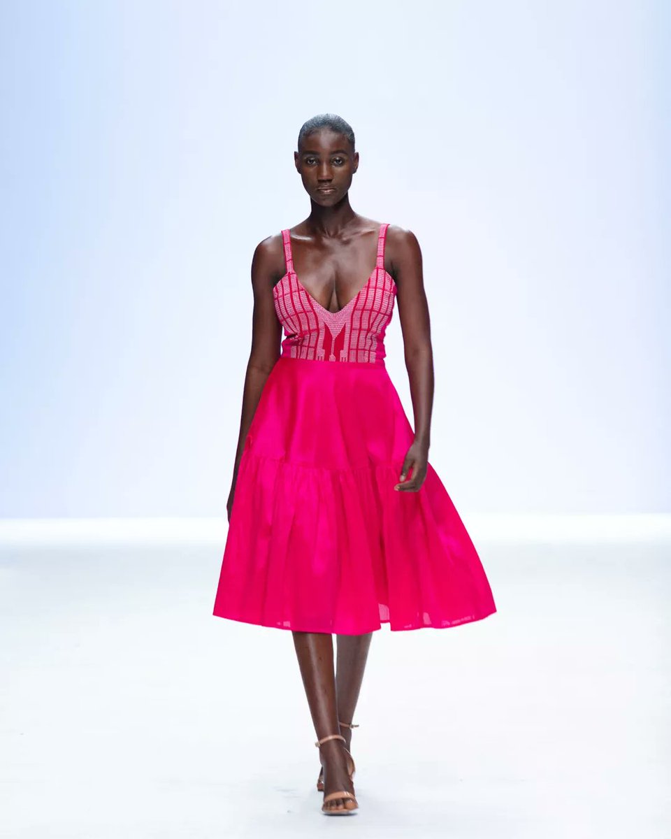 radrafrica's tweet photo. At the recently concluded Lagos Fashion Week, we recap 10 finalists from @lagosfashionweekofficial 's green access programme who gave life to the theme 'Africa: Shaping fashion's future'.

✍🏾: @tola_saba 

Read full review: https://t.co/C3Vx5w9nQ3 https://t.co/Rq0g5cHZwe