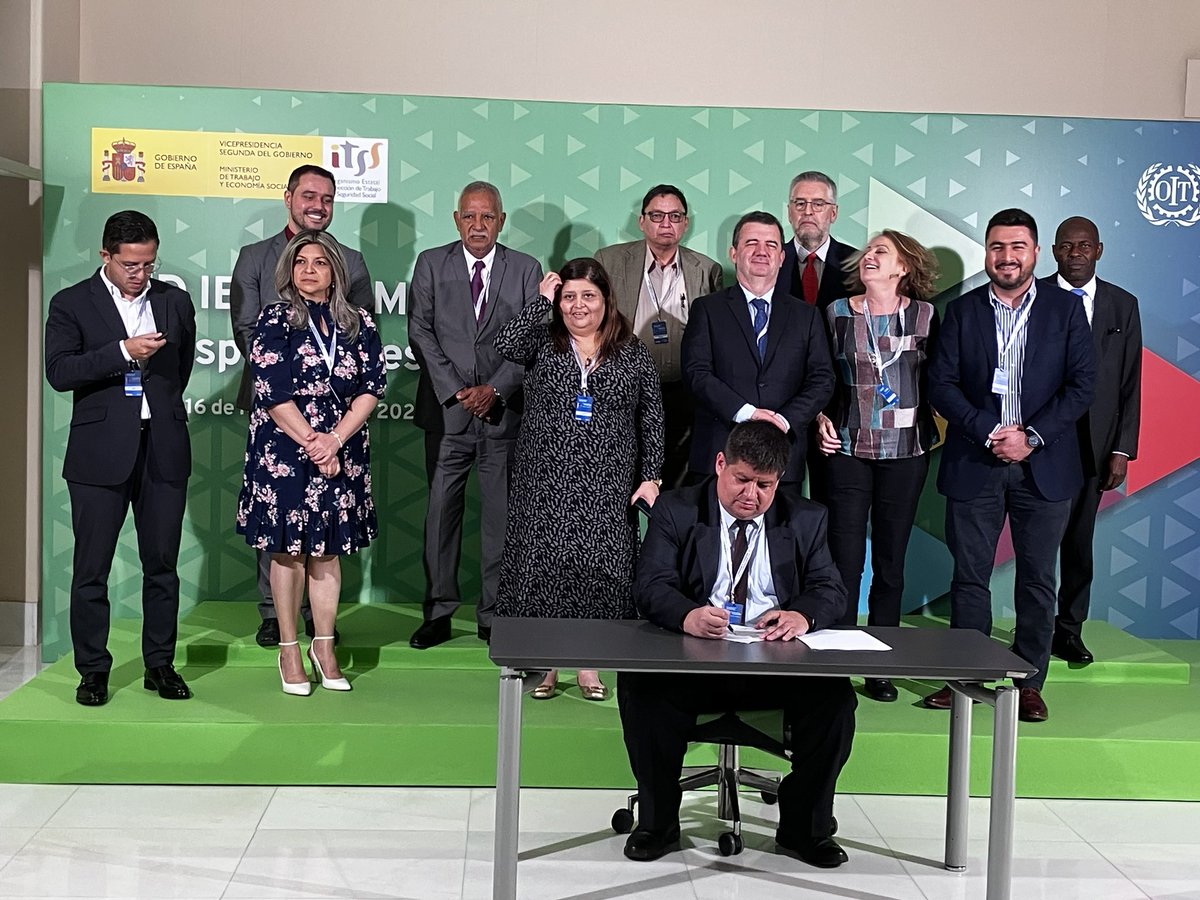 JPintadoNunes's tweet photo. Just signed new collaboration agreement on #labourinspection between #IberianAmerican countries, facilitated by the @ILO https://t.co/5blS2YPQRS
