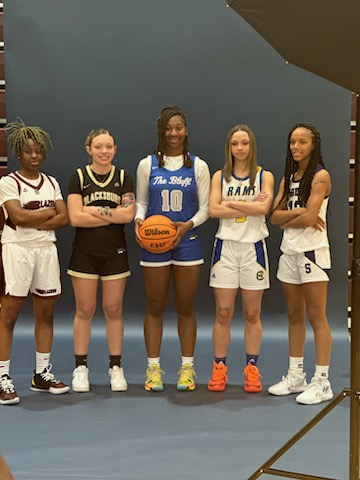 Blacksburg_Roar's tweet photo. Kalynn Littlejohn enjoying Media Day in Columbia with the Top 5 Seniors in the State of S.C. https://t.co/OZ1L1uGfHA