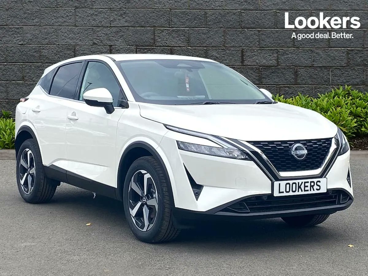 DEAL OF THE DAY: £4k off a new Qashqai. Get this well equipped 2022 Nissan Qashqai  N-Connecta, with a 1.3-litre mild hybrid petrol engine and 5 miles on the clock, for £26,899, saving more than £4k vs new buff.ly/3V2ahLW