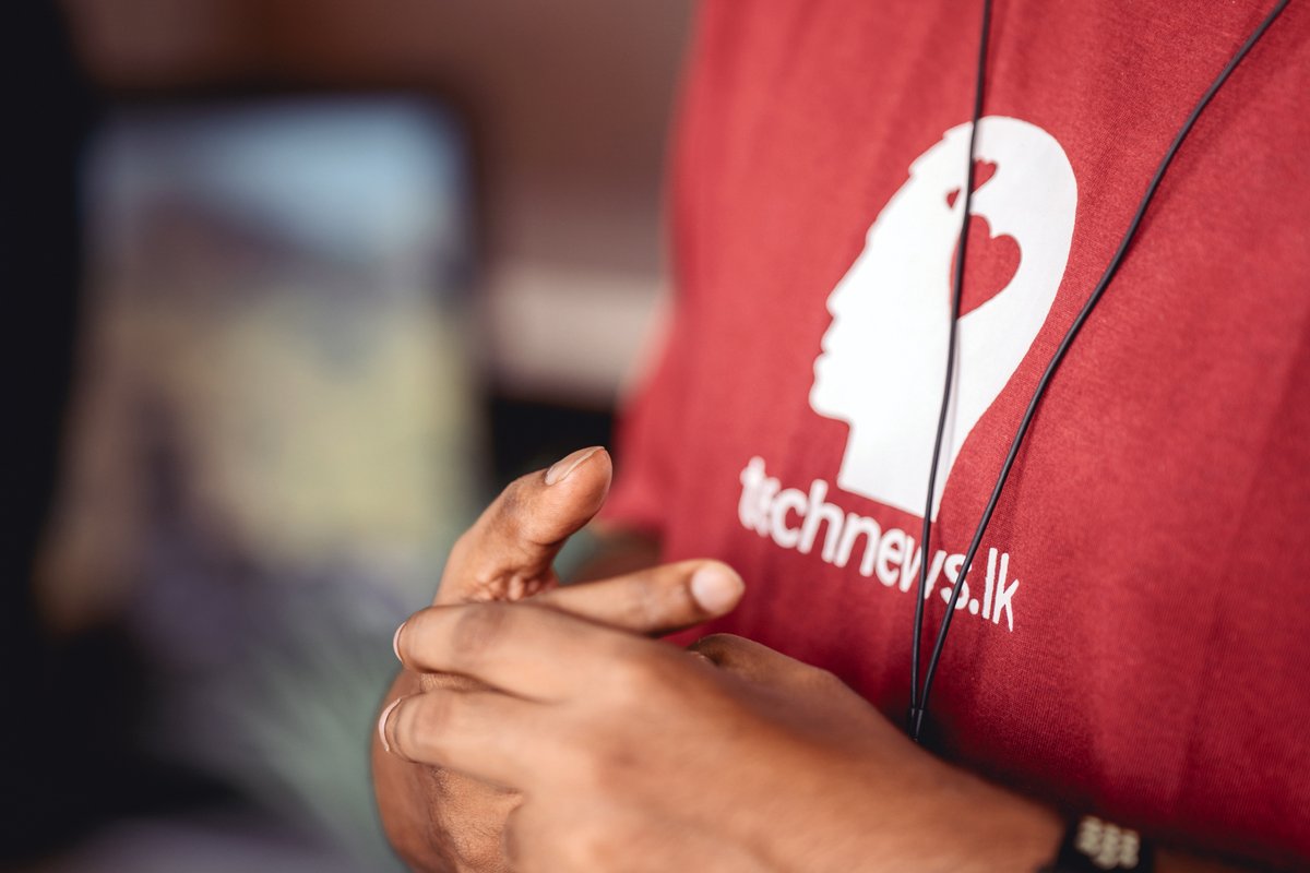 technewsLK's tweet image. The Techie team got together for the first time to discuss the future of @technewsLK over a cup of coffee, we were gracefully hosted at Barista Sri Lanka and it was a moment that would take us all down in the memory lane.

Clicks by: @lasankaOnIine 

#TechNewsLKMeetup  #SriLanka