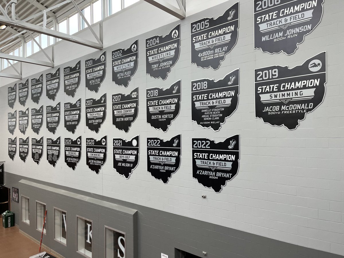 LakotaEastAD's tweet photo. The next addition to our State Champions wall on Main Street is A’Zariyah Bryant!! Congrats again, Z! We know you’re doing big things at Illinois! @LakotaEastTF @EAST_HAWKS https://t.co/bjkThzE1zI