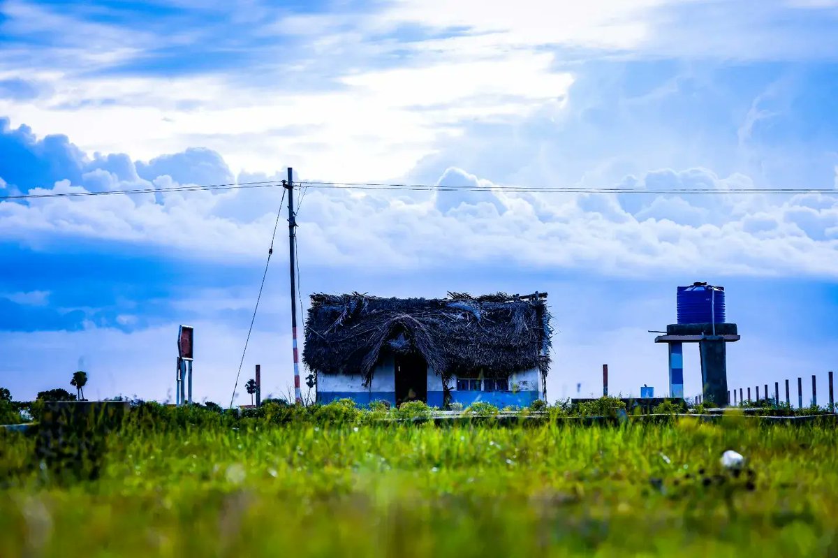 வாசு (@spykevasu) on Twitter photo Alone House
254/365
#PhotoOfTheDay #Photo_Folio
#photography #capturedoncanon #shootoncanon #pazhaverkadu #chennaiphotographer <a href="/Siddoffcial/">Coolie Sidd</a> Alone House
254/365
#PhotoOfTheDay #Photo_Folio
#photography #capturedoncanon #shootoncanon #pazhaverkadu #chennaiphotographer <a href="/Siddoffcial/">Coolie Sidd</a>