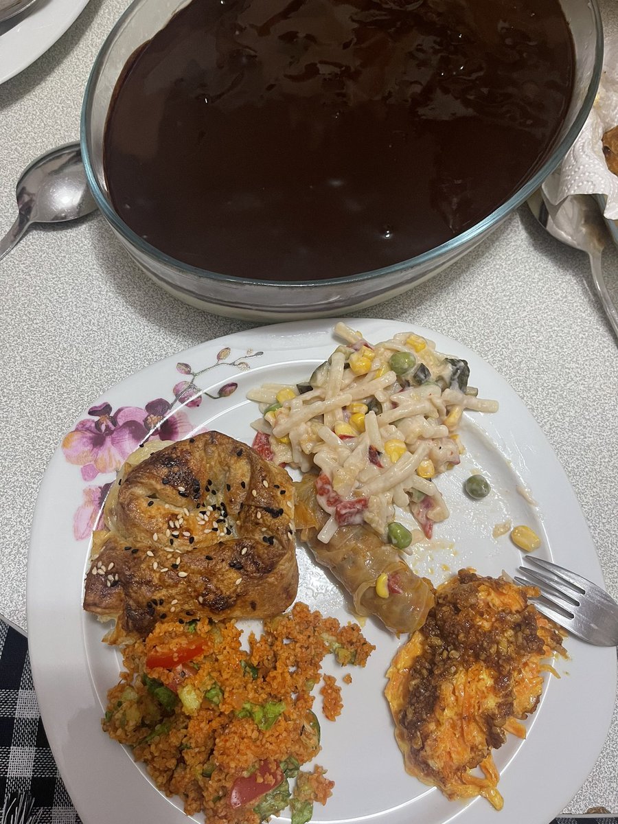 Sonunda benim kafayı toparlayan o tabakla ben de kavuştum 🌸💋💕🫶🏻😍💞💖🥰😋