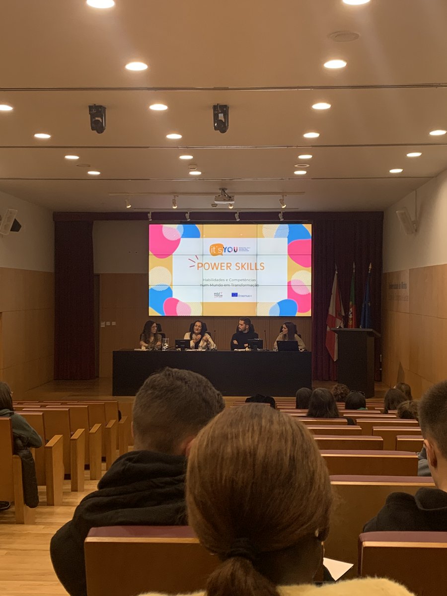 At the beginning of this month, #EDITVALUE hosted their Multiplier event in Braga, Portugal with 35 participants in assistance, including undergraduate and master's students and young student-workers. 
AND IT WAS A SUCCESS!! 🤩

#ItsYouProject #ErasmusPlus #EuropeanProject