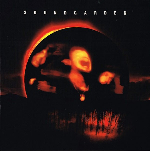 Segunda parte dedicada al Superunknown de Soundgarden. Esta vez nos centramos en las canciones: creación, grabación, mezcla...

Ya disponible en Podium y en el resto de plataformas.