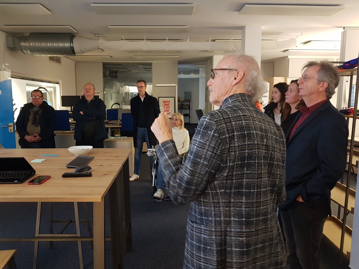 EXVerein's tweet photo. Auch Günther #Rager, bis 2010 Professor am @IJ_Online, ist heute dabei! #EXeV #Journalistik #Dortmund #LensingMedia https://t.co/92JtQcAcuK