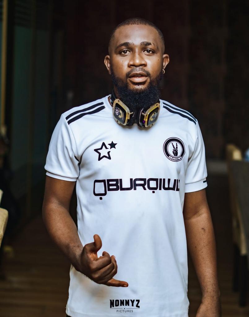 Oburoiwu1's tweet photo. If You Love It , Wear It 

#Oburoiwu
#OburoiwuProducedThis
#AnticipateOburoiwuNewJersey
Doggy Missionary Super Eagles Muslim Muslim #Chioma Timaya https://t.co/yr2xcxtc90