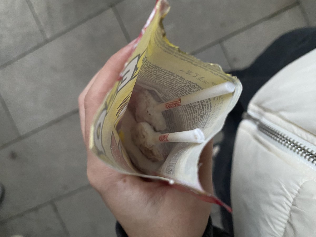 Que probabilidad hay de que vengan dos piruletas para mojar en un fresquito? Gracias señor