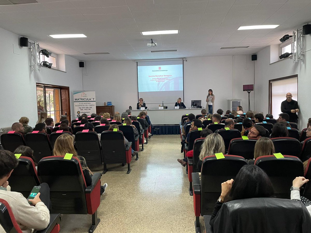 SaveChildrenCat's tweet photo. @coe @CBSSsecretariat Precisament, avui ens trobem amb la #DGAIA a la Barnahus de Tarragona en una jornada amb l’Escola del Poder Judicial amb ponències de la jutjessa islandesa Barbara Björnsdóttir i la fiscal en cap de Tarragona, Maria José Osuna. https://t.co/xWtuNejPbm