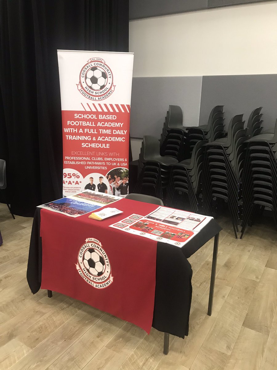On the road tonight at a Careers Event <a href="/BurtonBorough/">BBS</a> - a path that many students from this school have followed before. ⚽️
