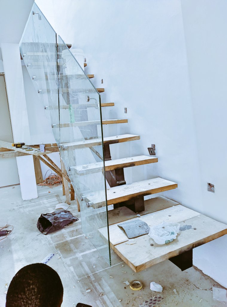 Octaugus's tweet photo. Luxury Glass Staircase. Imagination comes Real. https://t.co/UNq1OU1rzq