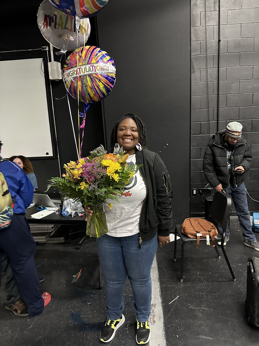 BHS_Broncos's tweet photo. Congratulations to our 2022-2023 Teacher of the Year, Ms. Destyne Miller!!!!!!!!!!!!!!!🧡💙🧡💙🧡 https://t.co/7F4GV4AYL4