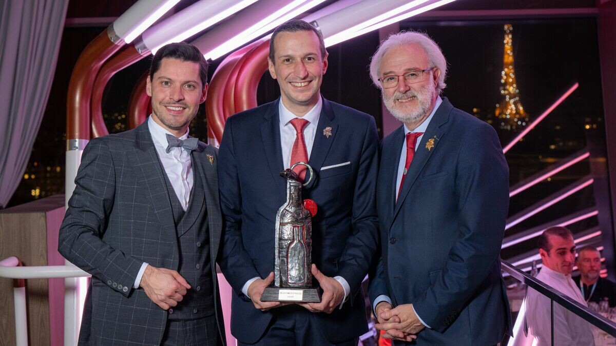 Paris : avec Xavier Thuizat, le Crillon possède le meilleur sommelier de France
➡️ l.leparisien.fr/370o