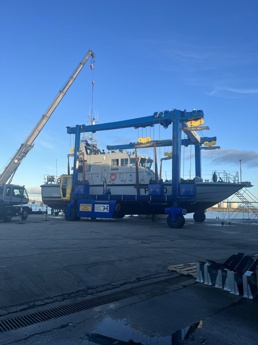 HMS Biter has commenced her annual maintenance period! More to follow over the coming weeks as our engineers work with their civilian counterparts to get Biter ready for a busy year ahead! #CoastalForcesSquadron #SmallShipBigImpact