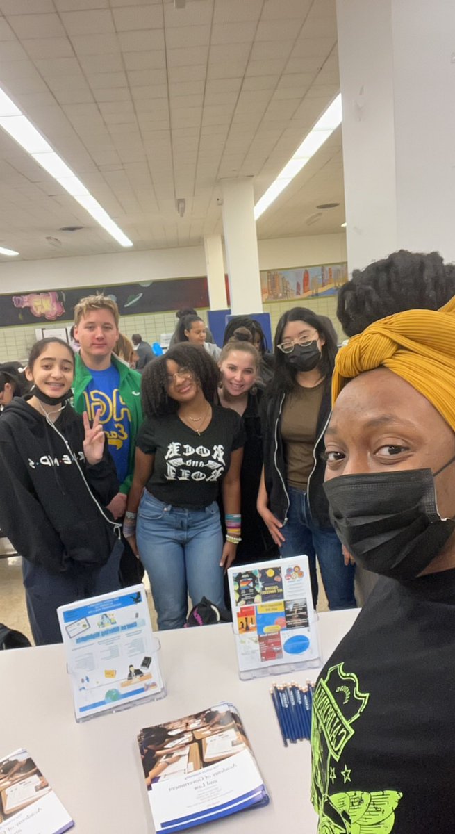 council_14's tweet photo. Made some new friends at the @MS50_ElPuente HS fair today! Having HSs come to a middle school for STUDENTS to engage with is such a great idea. Was wonderful to see @UAAGL @LyonsBklyn #TYWLS BK @JMCampos71 HS &amp; more! #Distrist14Strong @UCS_UFT @BkNorthBSAC @elpuentepalante https://t.co/1hz96nnMRJ