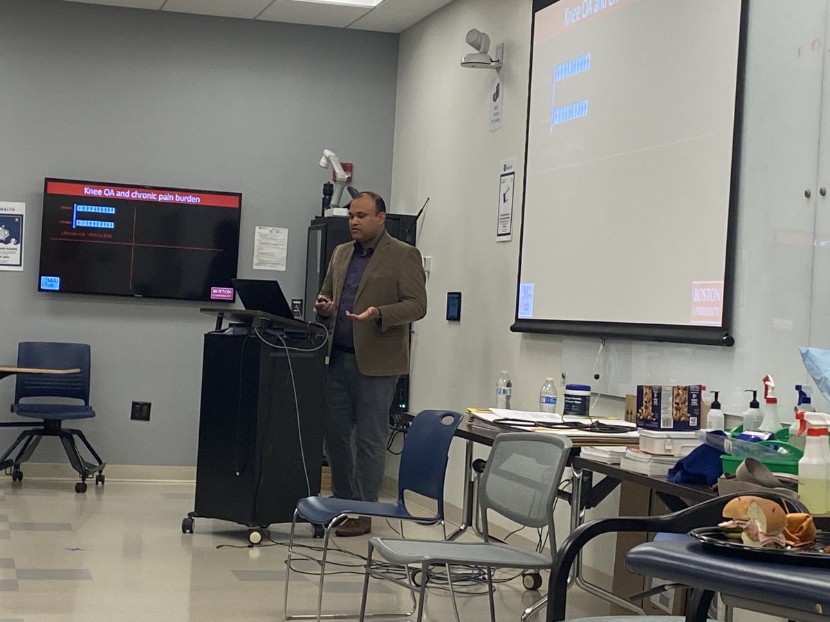 dankwhitept's tweet photo. Thrilled to welcome @ProfDeepakKumar to @UDelaware to present his work in #osteoarthritis and #rehabilitation. Also, #YoUdee kicks off their debut! @BU_DPT https://t.co/PTZ3HZ7BhW