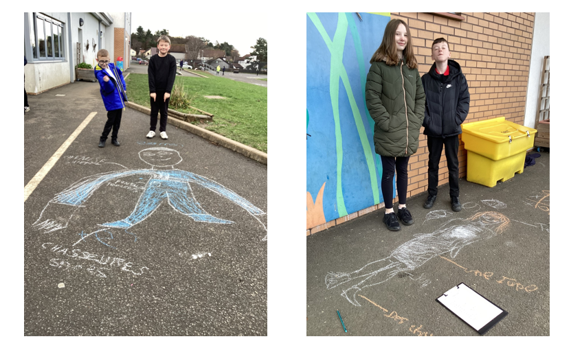 MissBurke11's tweet photo. Outdoor Learning with a French twist today! Introducing our new vertical groups, P4-7 here! The children listened and played games to learn the French for the body and clothing.  Then, we used chalk to draw people and label them in French. Superb effort from all! 🇫🇷👌 https://t.co/eRcrS29inH