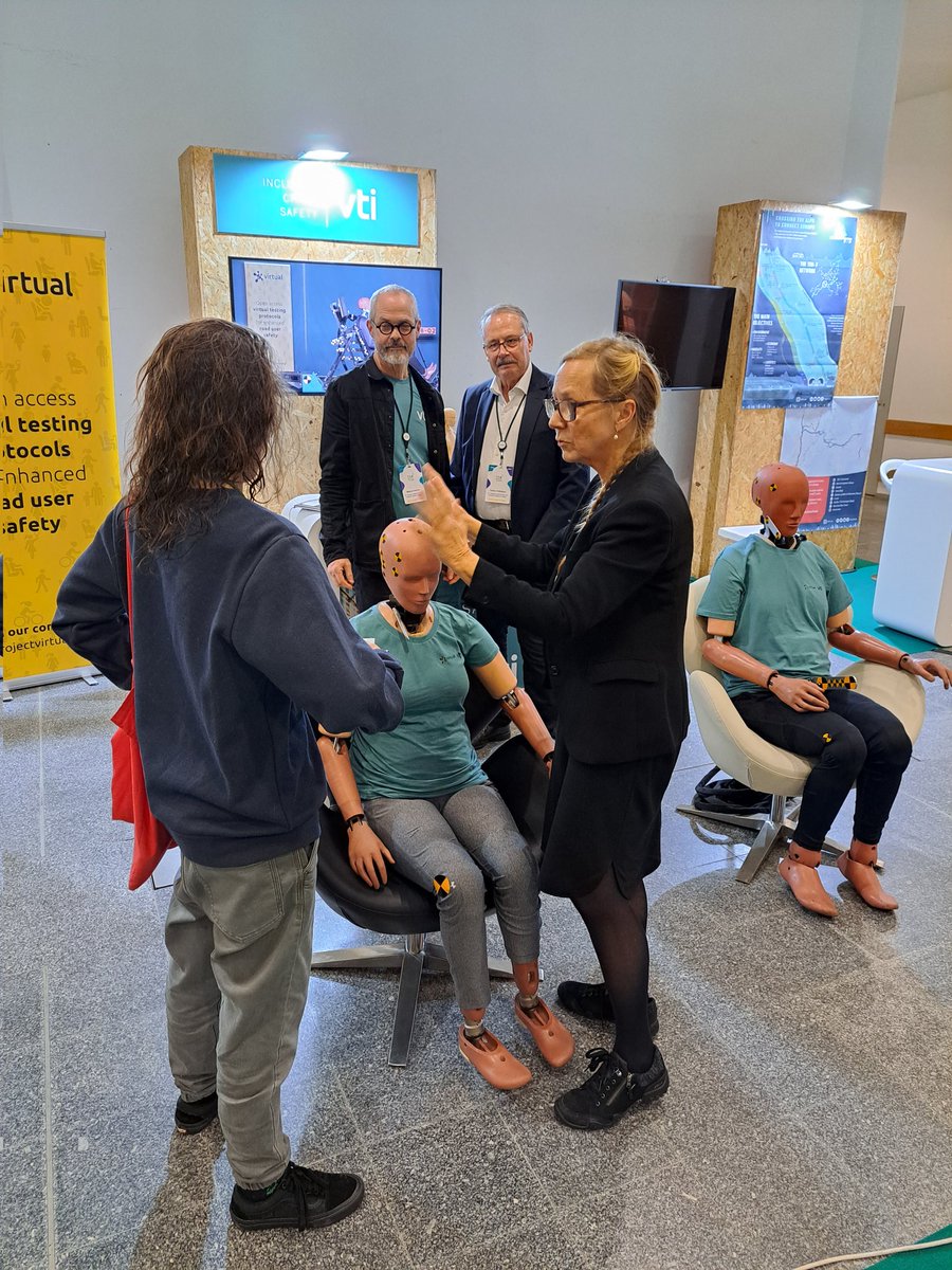 Anna Anund tweet media