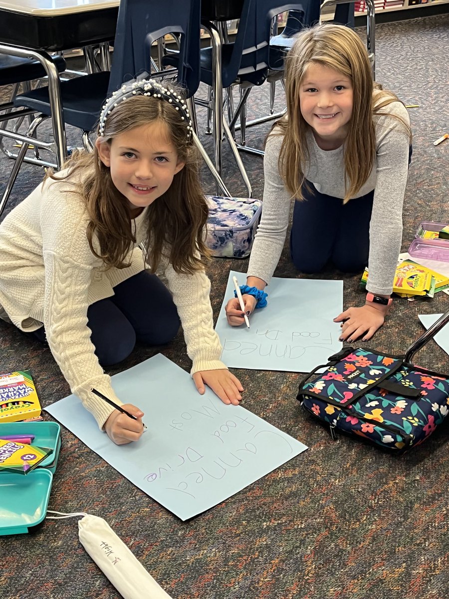 MsBinder19's tweet photo. The Brummer Student Council is busy making signs for our upcoming canned food drive! Please keep an eye out for more information to come! ⁦@SLCSBrummer⁩ https://t.co/bDaLeuINfv
