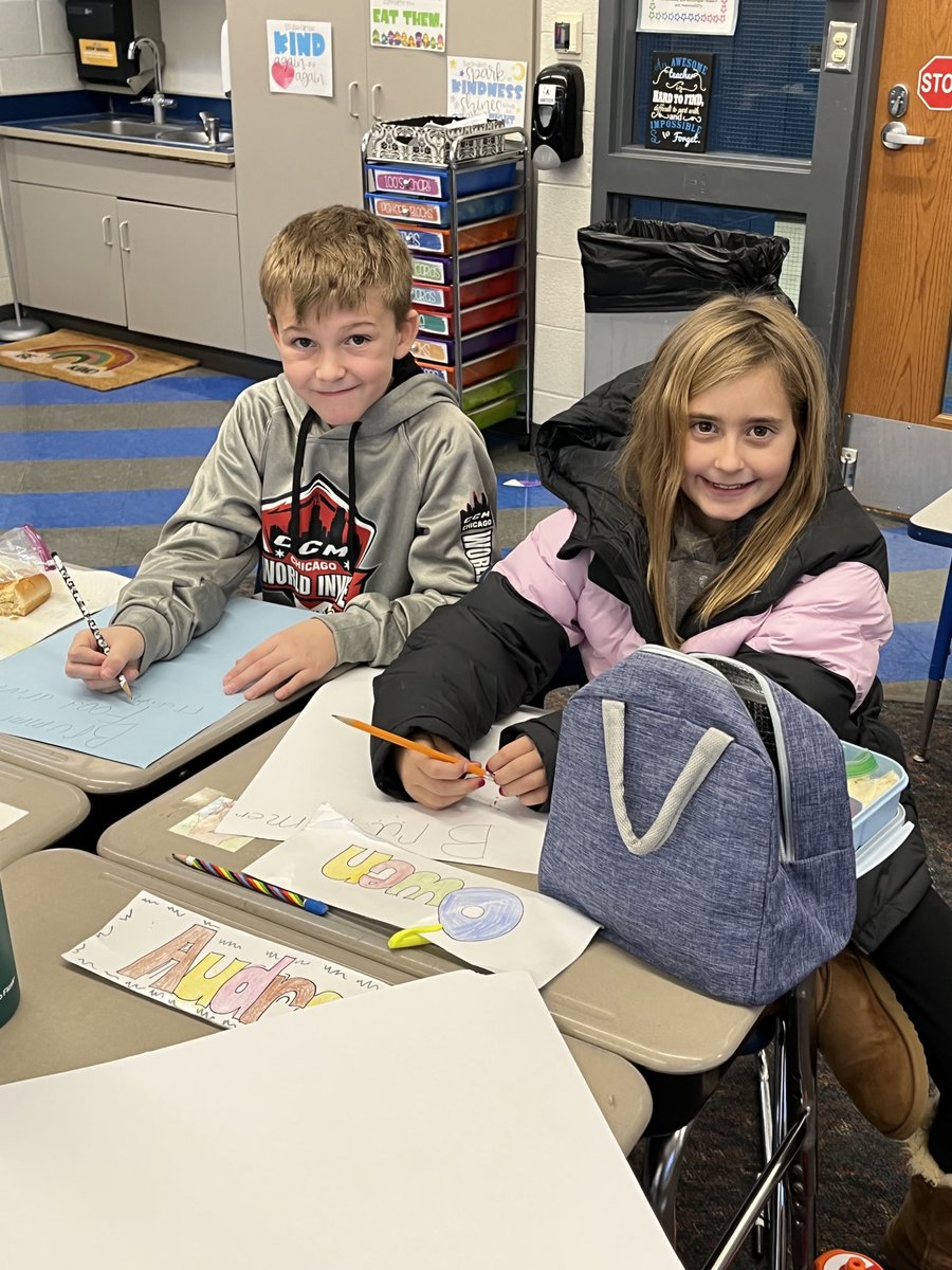 MsBinder19's tweet photo. The Brummer Student Council is busy making signs for our upcoming canned food drive! Please keep an eye out for more information to come! ⁦@SLCSBrummer⁩ https://t.co/bDaLeuINfv