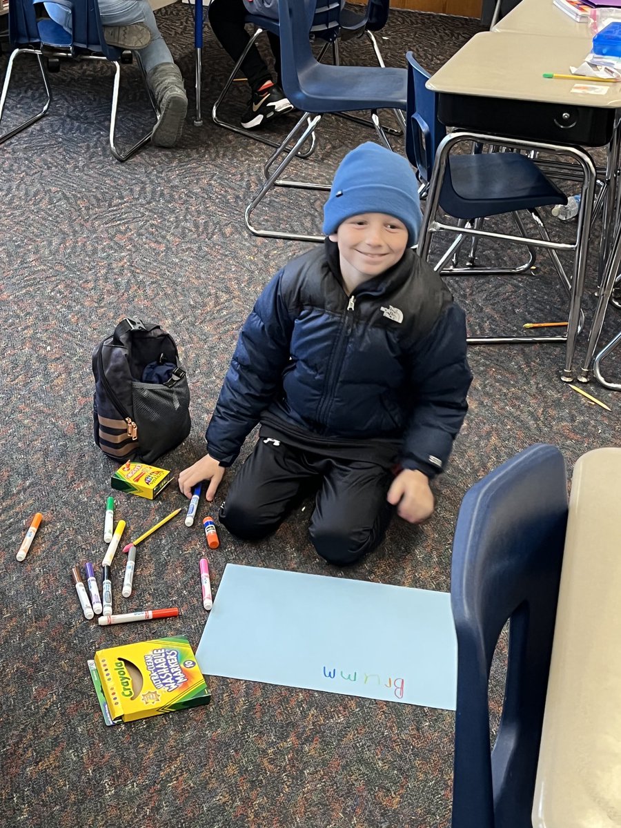 MsBinder19's tweet photo. The Brummer Student Council is busy making signs for our upcoming canned food drive! Please keep an eye out for more information to come! ⁦@SLCSBrummer⁩ https://t.co/bDaLeuINfv