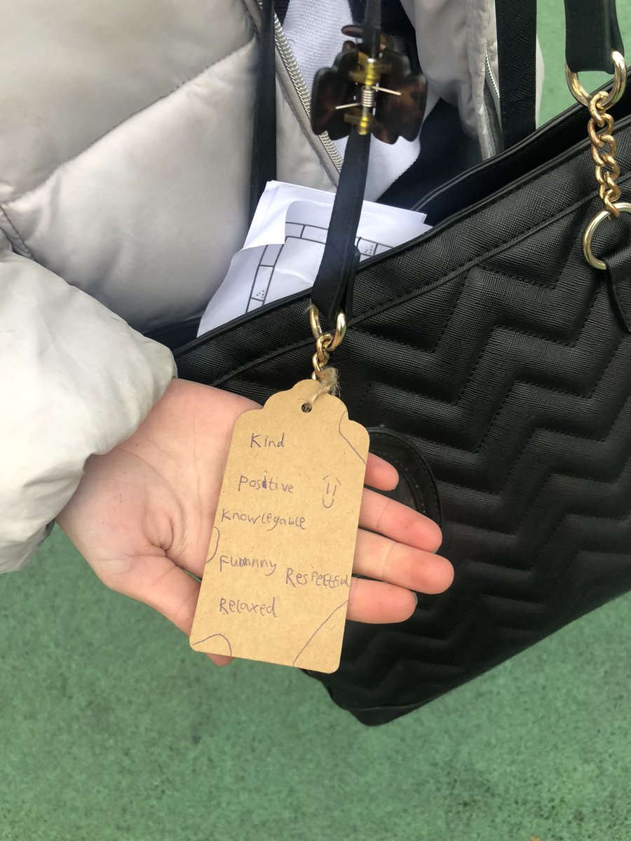 5TB_MrsBurns's tweet photo. 6RB had a lovely afternoon thinking about all the fabulous qualities we have. They wrote a little label for each other to celebrate Positive Noticing Day. Such lovely comments ๐ฅฐ #pauldixtweets #theadultschange #makeadifference #olol_HT https://t.co/KEo3pyk3tY