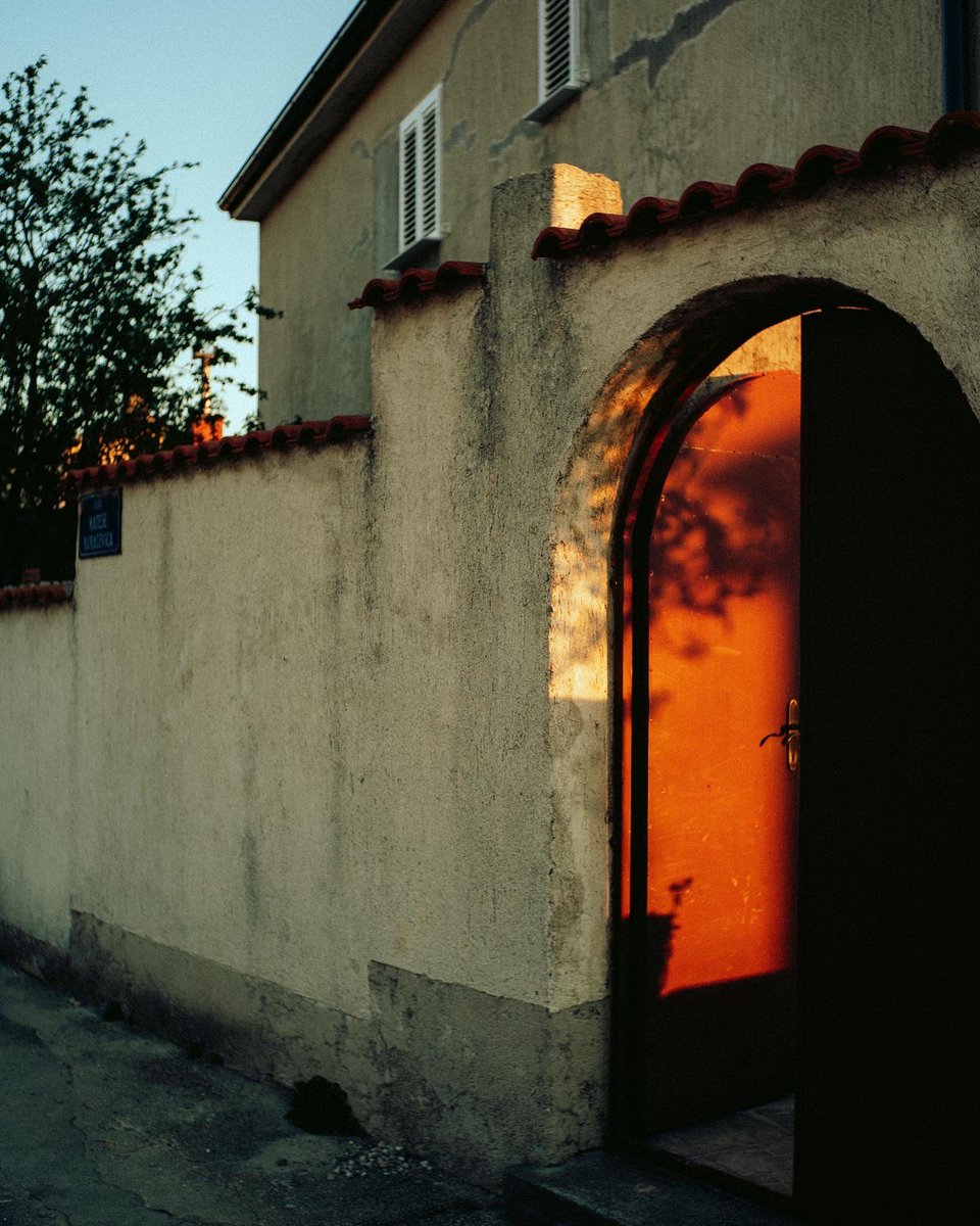 lightistic's tweet photo. photos I took at sunset https://t.co/gHUtxU20dF