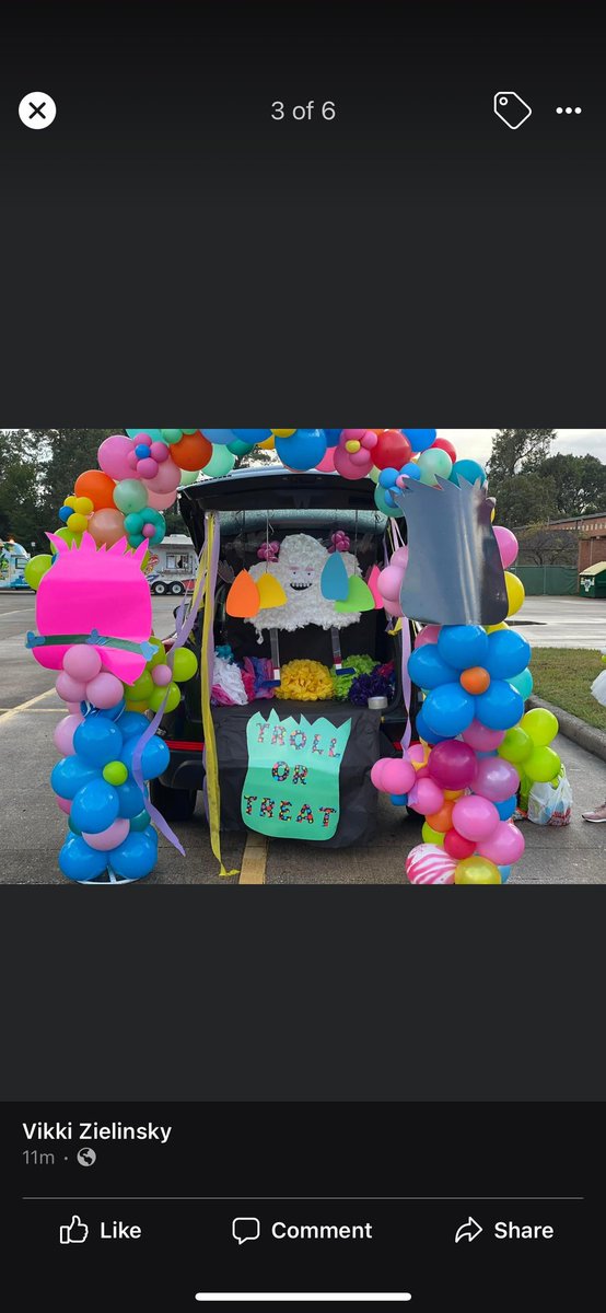 Thank you for donating this Thanksgiving Balloon Wall to our school!💗
Check her out
balloonsbyapril.com
And on fb Balloons By April. She is actually a former student of OFE
She also donated to our Trunk or Treat this year as well.
#watchussoar #humbleisd 
<a href="/HumbleISD_OFE/">Oak Forest Elementary</a>