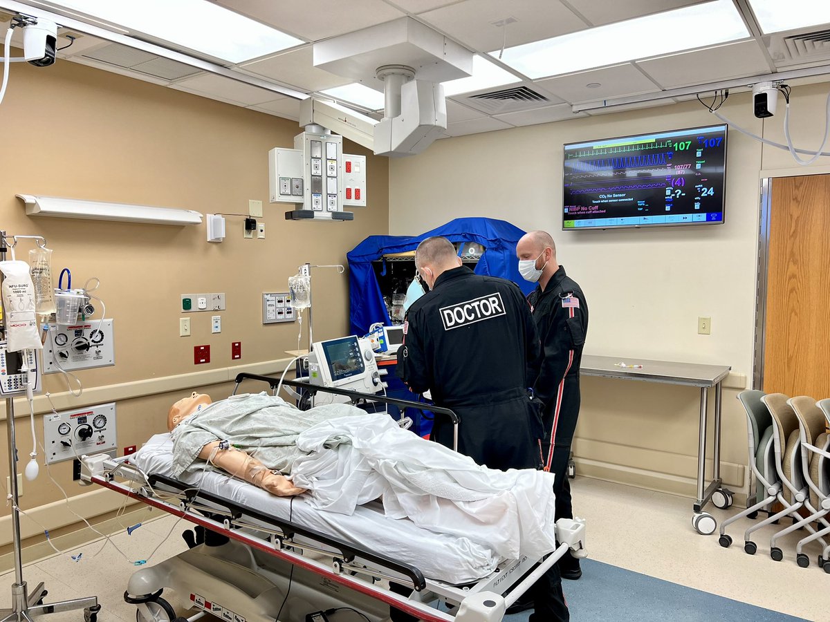 Last <a href="/UWMedFlight/">UW Health Med Flight</a> sim session of this year! Impella transport, Eclampsia with need for RSI, Ob transport, and neurologic emergencies.       Awesome teaching by <a href="/BBernardoni_MD/">Brittney Bernardoni, MD</a> @JenFlightRN <a href="/RNhumbleyoself/">Jacob Forsythe</a> <a href="/ptborko/">Pete B</a> <a href="/MarinDarsieMD/">Marin #HealthcareVoter Darsie, MD, FACEP</a> <a href="/simul8_tech/">Erick Przybylski, MSMS, CHSE, CHSOS, CCEMT-P</a>! <a href="/MadtownEM/">Univ. of Wisconsin EM Residency</a> <a href="/ATACCFaculty/">ATACC Faculty</a> <a href="/AMPAdocs/">AMPA</a>
