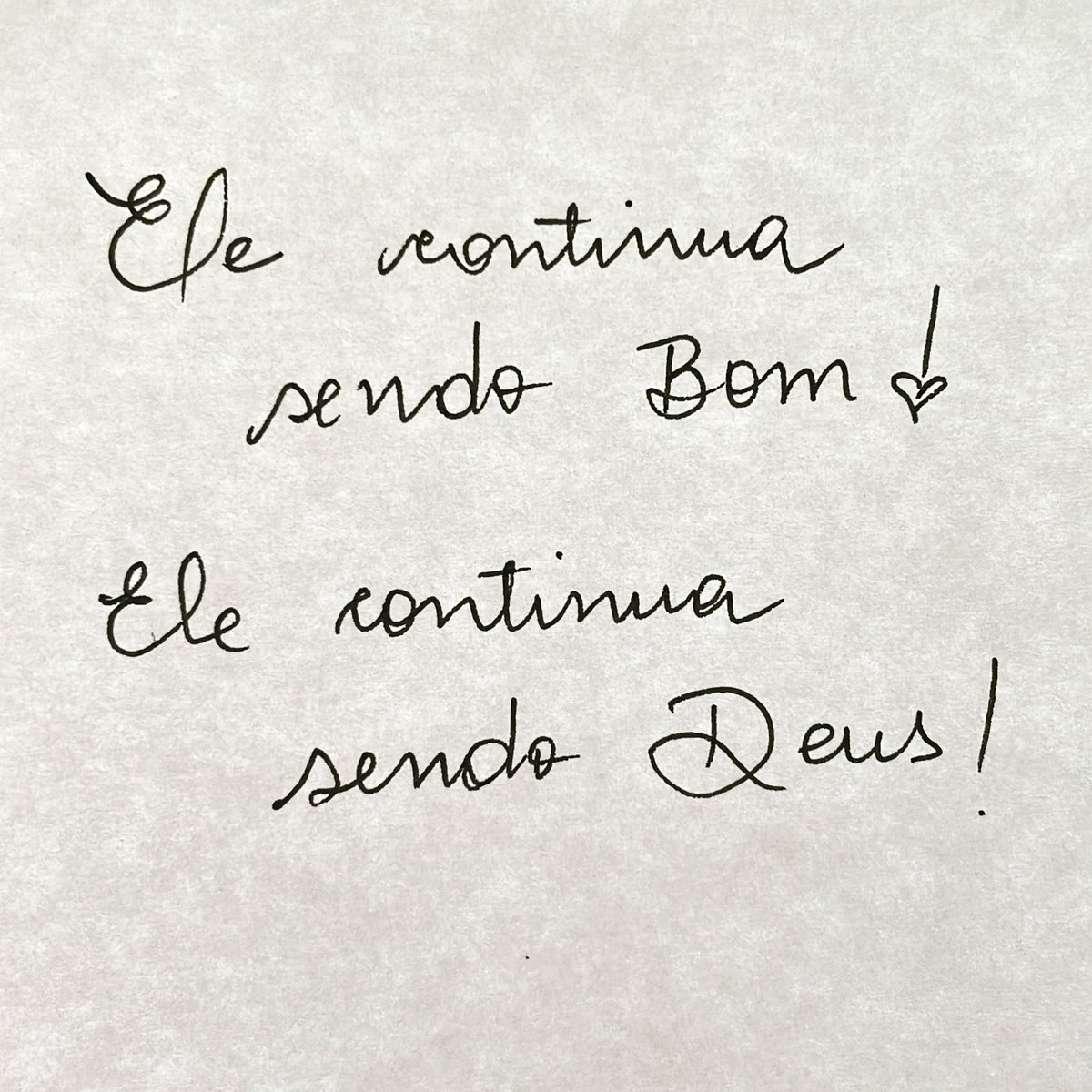 Nossas tristezas e frustrações não mudam o caráter amoroso de Deus! Ele disse: “No mundo tereis aflições, mas tenham bom ânimo, Eu venci o mundo!”

E não importa o que tenhamos que deixar para trás, Ele está a nossa frente!