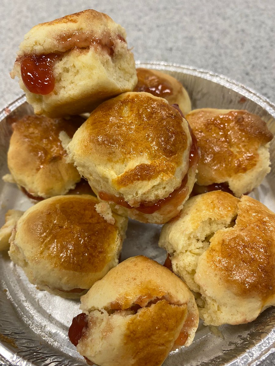The best smells were coming from Mrs Curley’s baking club this afternoon. They made the most incredible scones with clotted cream &amp; jam. Absolute BLISS <a href="/UGSchool/">Uddingston Grammar School</a> <a href="/MctiernanMrs/">Mrs McTiernan</a>