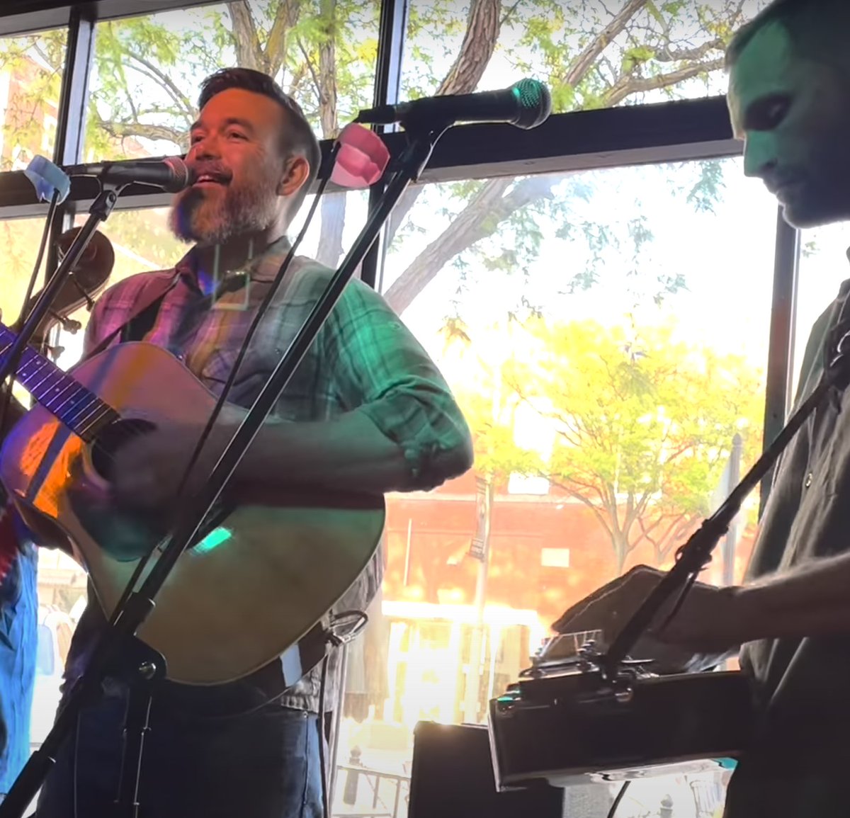 Hey Moscow, the Mules are back!  If some live music would lift you up, come out and see us:

Fri 11/18 Bucer's
Sat 12/10 Moscow Brewing Company

with the newest Mule, Eli Paxton on bass.  Hope to see you all there!