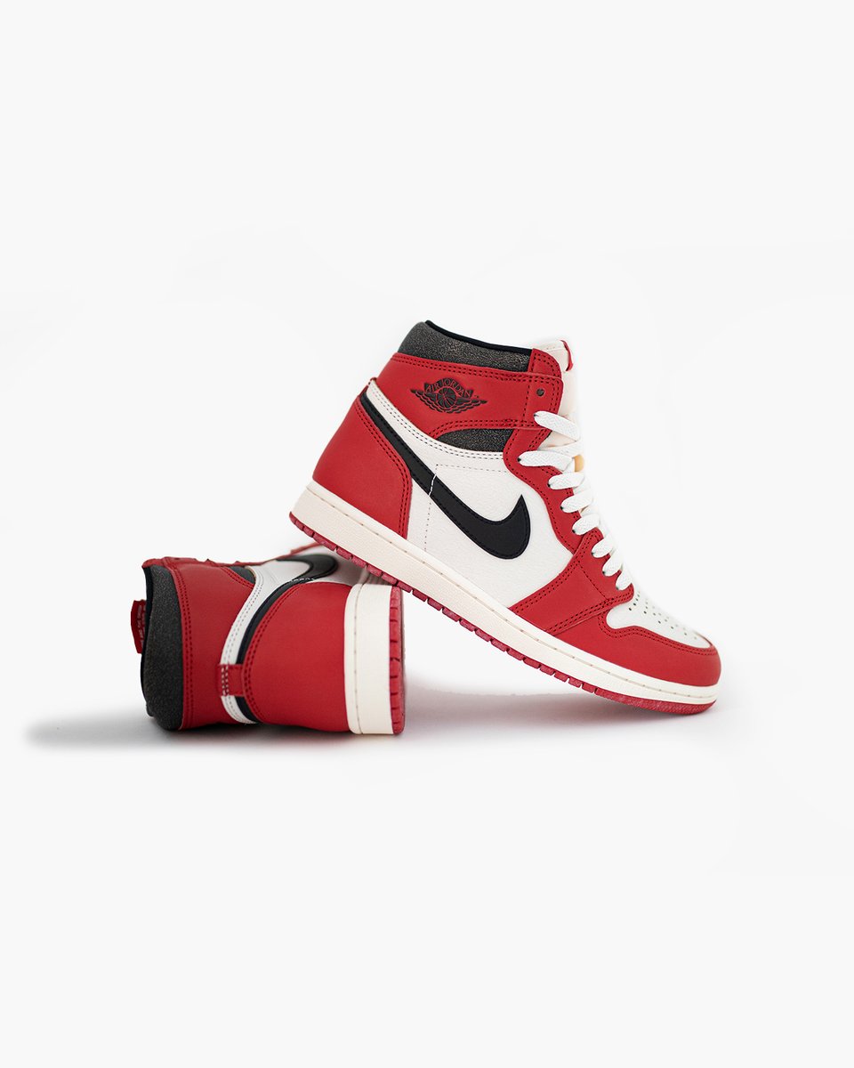 atmos_usa's tweet image. The launch of the Air Jordan 1 High OG 'Lost and Found'  is rooted in nostalgia. 

Send a photo and tell us the story behind the oldest pair in your collection. The pair that may have started it all.

Your tweet must include your shoe size &amp;amp; #atmoscollectorsclub. You have 24hrs.