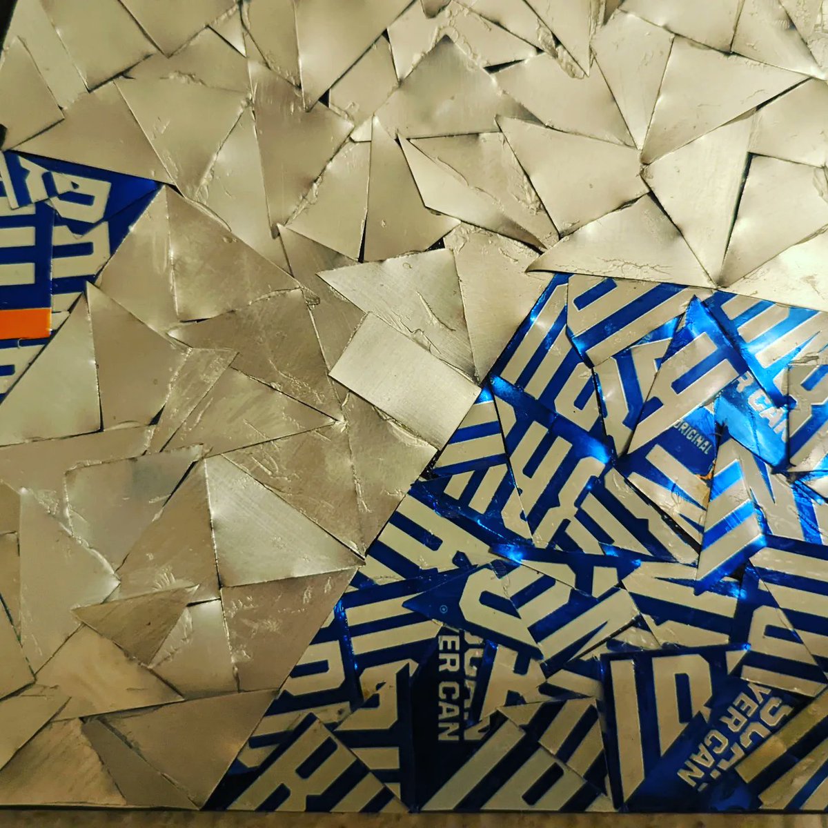 MedusaMosaics's tweet photo. Latest mosaic with recycled aluminium cans #recycledart #mosaicart #scottishart #scottishgifts https://t.co/vFHnGOJFEc