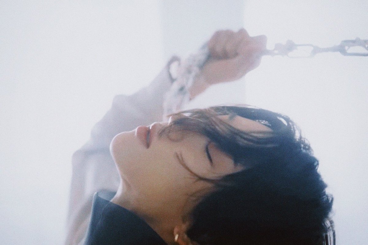 svtframes's tweet image. #the8 in fallin flower