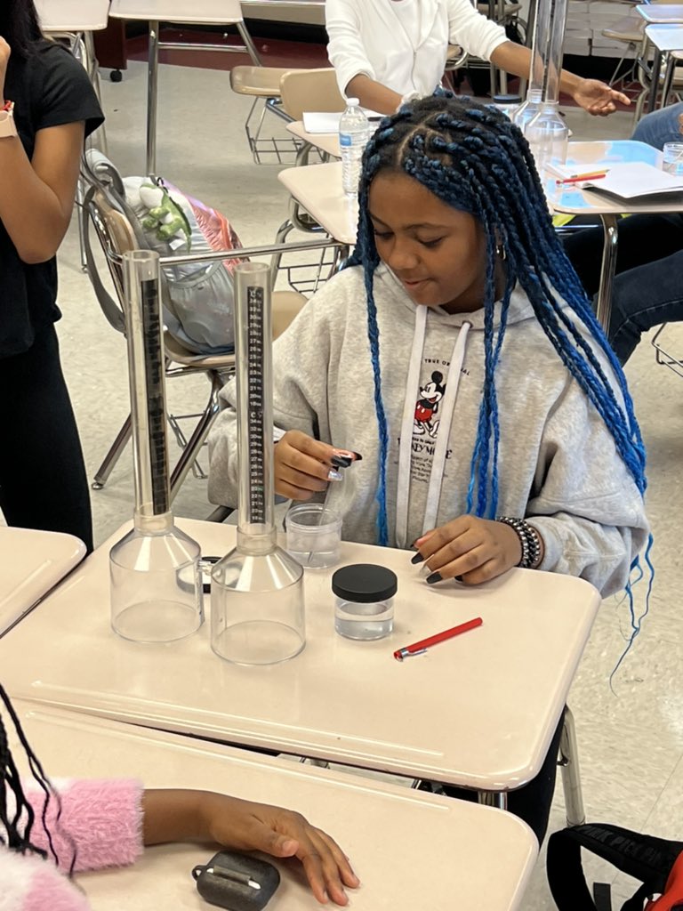 Alexandra Corbin tweet media