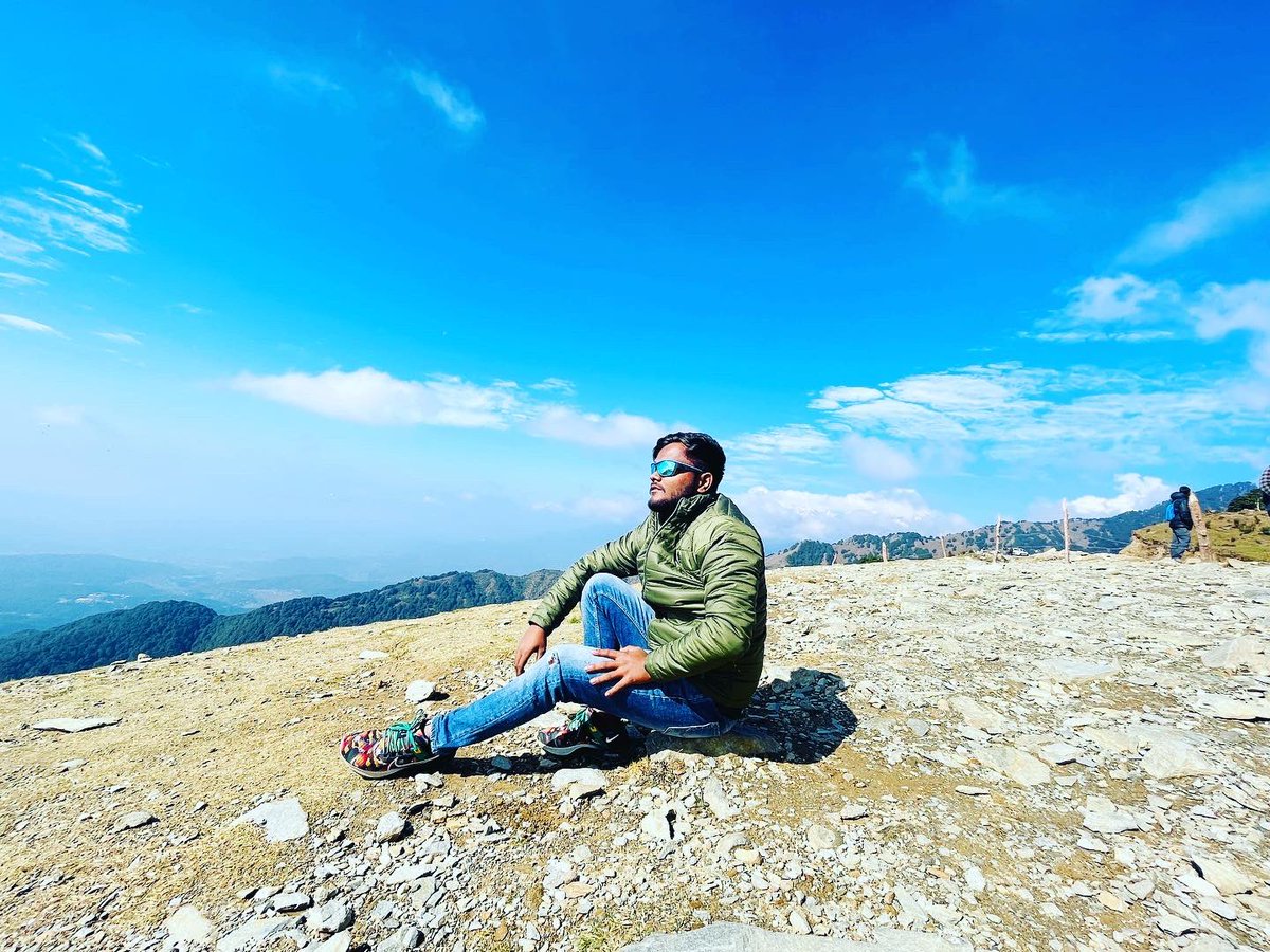 _iam_risu's tweet photo. At Billings paragaliding site… https://t.co/g0CTrIVbUe
