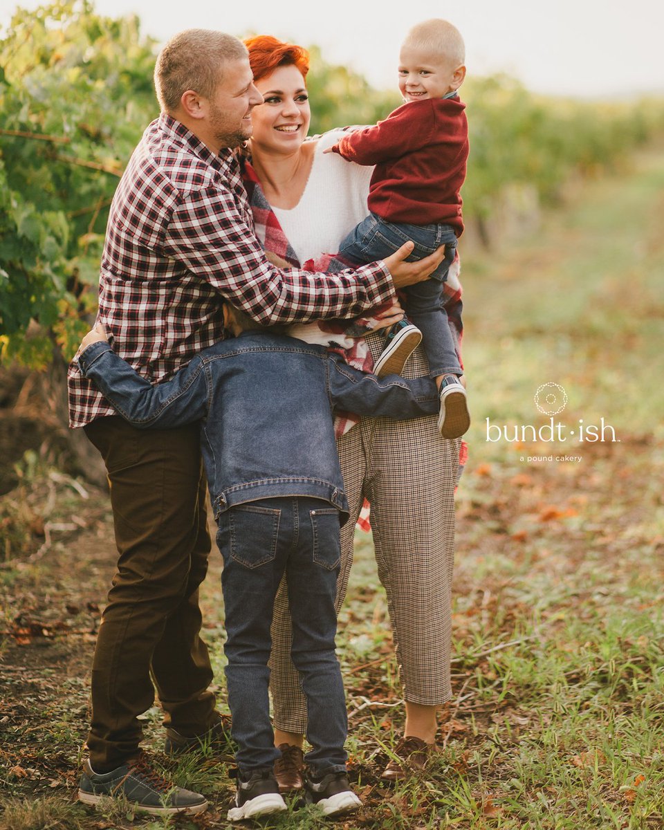 bundtish's tweet photo. There's no better way to make memories than to make them together! Let our #Bundtish pound cakes be the centerpiece of all your celebrations this holiday season.

#poundcake #dessert #freshneverfrozen #bakinglife #bakery #bundtish #momentsbythepound #seasonofmoments https://t.co/xWTuigOrPR