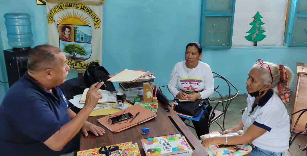 RoxanaC71634289's tweet photo. #16DeNov #AraguaEsEducación Municipio San Sebastián
Reporte Educativo. Actividades pedagógica, colectivo de MBF,visitada los espacios educativos por parte de centro de formación y Restauración y pintura de fachada de preescolar.@NicolasMaduro @MPPEDUCACION @leoalvacabrera https://t.co/g8wlu9fhfa