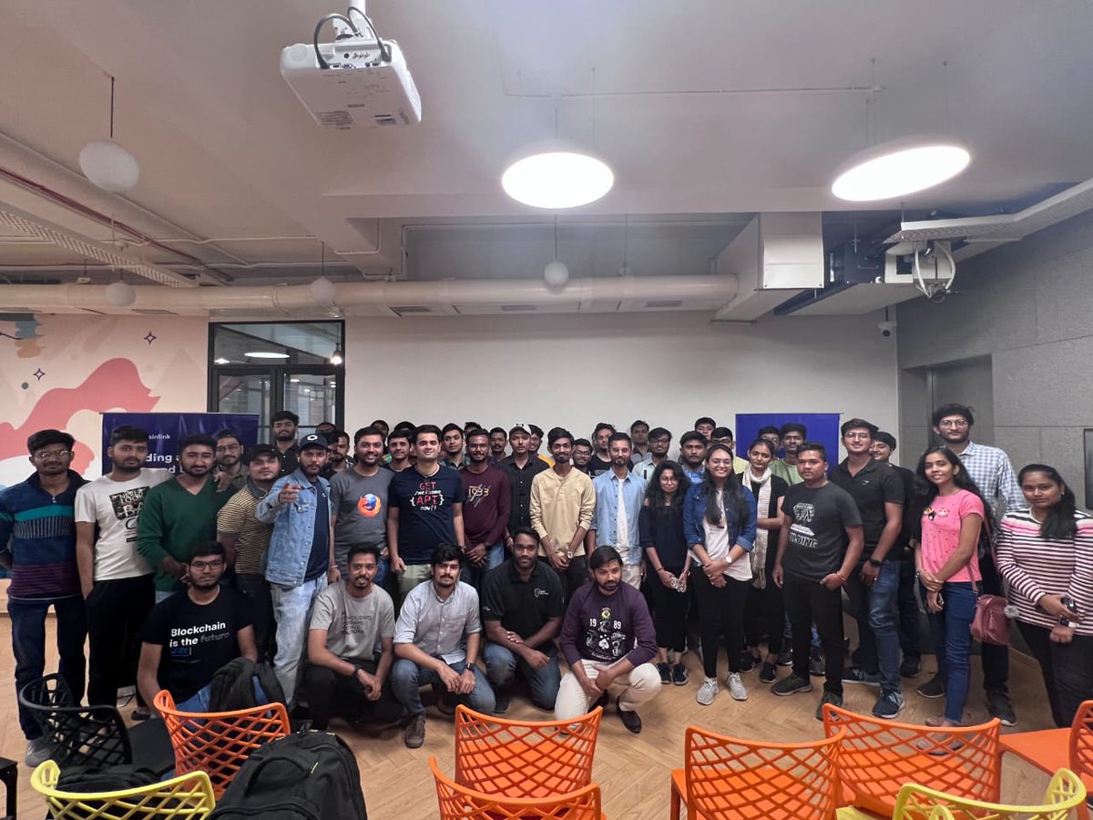 karan_pujara's tweet photo. It was great speaking about @FilFoundation @Filecoin @IPFS and @chainlink Startup program with Web3 builders and learners this weekend. 

Thank you @Chainlink_IN for the opportunity. Lets grow together 😇🚀
@jaydippatel83 @sagarbjethi https://t.co/F2rFnNj17e