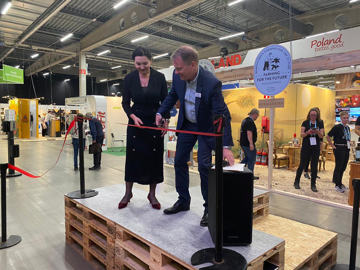 Polska Ambassaden i Sverige (@plinsweden) on Twitter photo .<a href="/ambJHofman/">Joanna Hofman</a> & Carsten Holm,Managing Director of Diversity Communication opened the Nordic Organic Food Fair & Eco Living Scandinavia Trade Show,Malmö. Poland has been announced the Country of the Year. Thank you for acknowledging PL’s commitment to ecological &natural production .<a href="/ambJHofman/">Joanna Hofman</a> & Carsten Holm,Managing Director of Diversity Communication opened the Nordic Organic Food Fair & Eco Living Scandinavia Trade Show,Malmö. Poland has been announced the Country of the Year. Thank you for acknowledging PL’s commitment to ecological &natural production