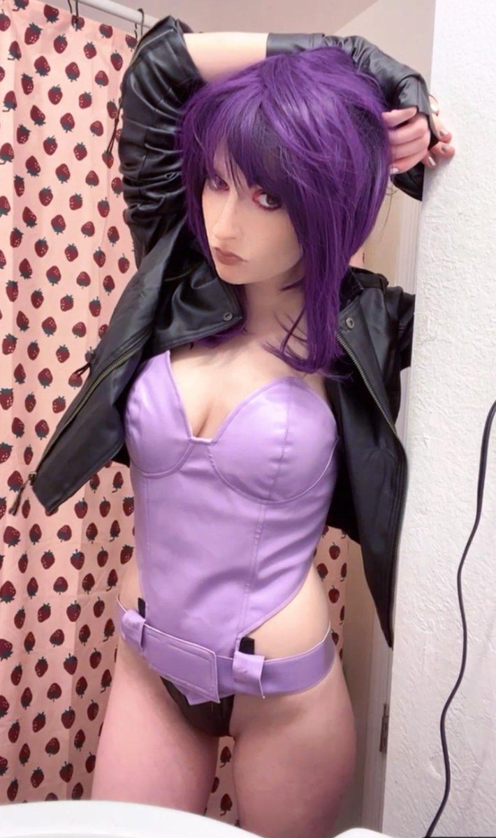cazcult's tweet photo. Some Motoko Kusanagi sexyness to grace your feed. 😉. Should i do a sexy set of this on my OF? Let me know 🙂
#anime #ghostintheshell #MotokoKusanagi #sexy #onlyfans #onlyfansgirl #weeb #cosplayergirl #sexycosplay #egirl https://t.co/Fqdq4G5SYk