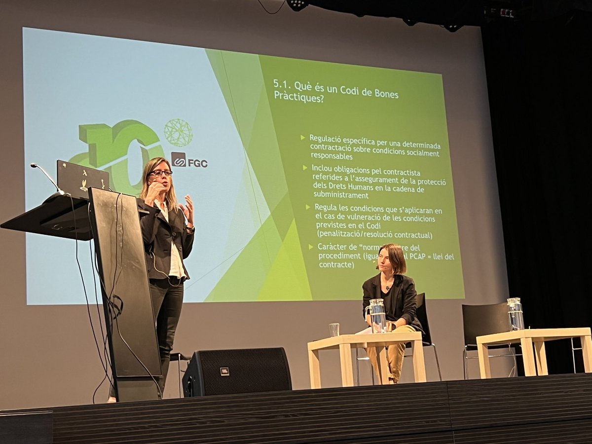 993responsable's tweet photo. “Las empresas quieren contratar con la Administración y por tanto, la administración puede modelar la industria y tiene la obligación de hacerlo incorporando medidas sociales para impulsar un impacto positivo”.
Rocio Martín Correa y Èlia Vilaseca @FGC
#CompraPublicaResponsable https://t.co/9SClHPVFaI