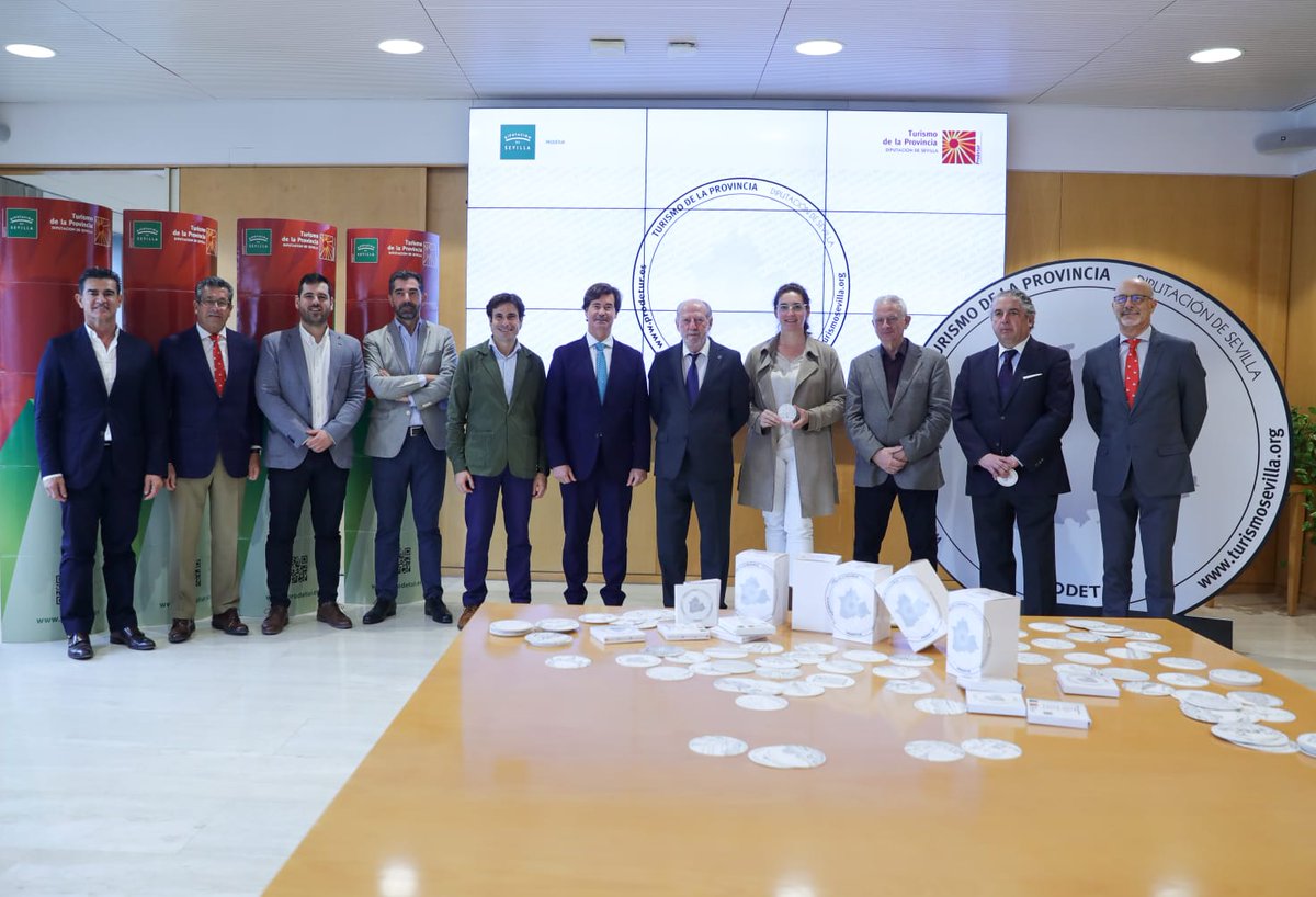 prodetur's tweet photo. Prodetur pone en valor el #Patrimonio de los municipios sevillanos con la edición de una colección de prestigio de posavasos promocionales. https://t.co/87JdifsDJm @DIPUSEVI, @CES_Sevilla, @Hotels_Sevilla, @aseturismo, @opcspain, @AeviseS, @HosteleriaSev, #TurismoActivo https://t.co/EsRXQZGSQb