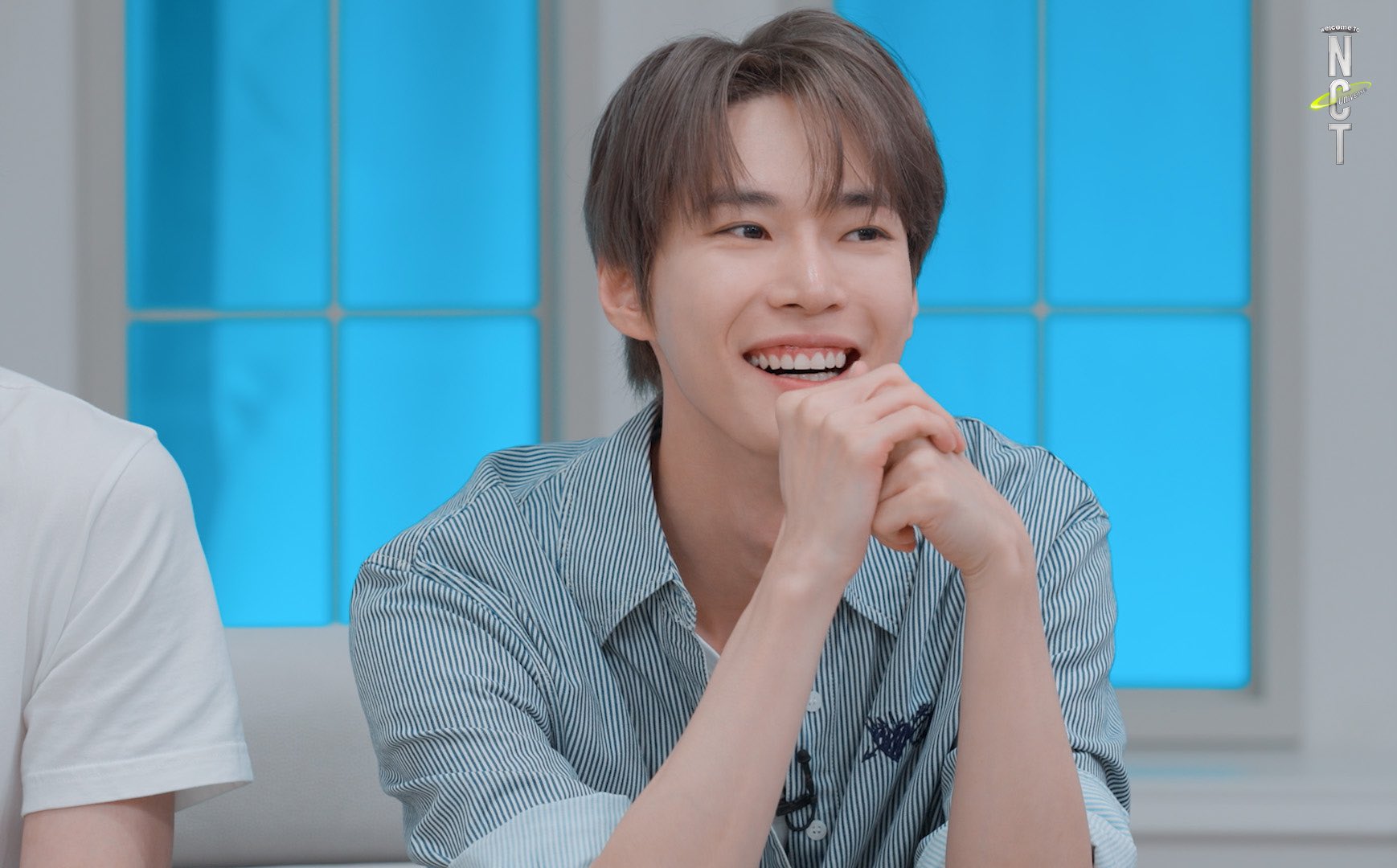 DOYOUNG THAILAND on Twitter "💌 221116 — (08.06 PM) Lysn DearU Bubble